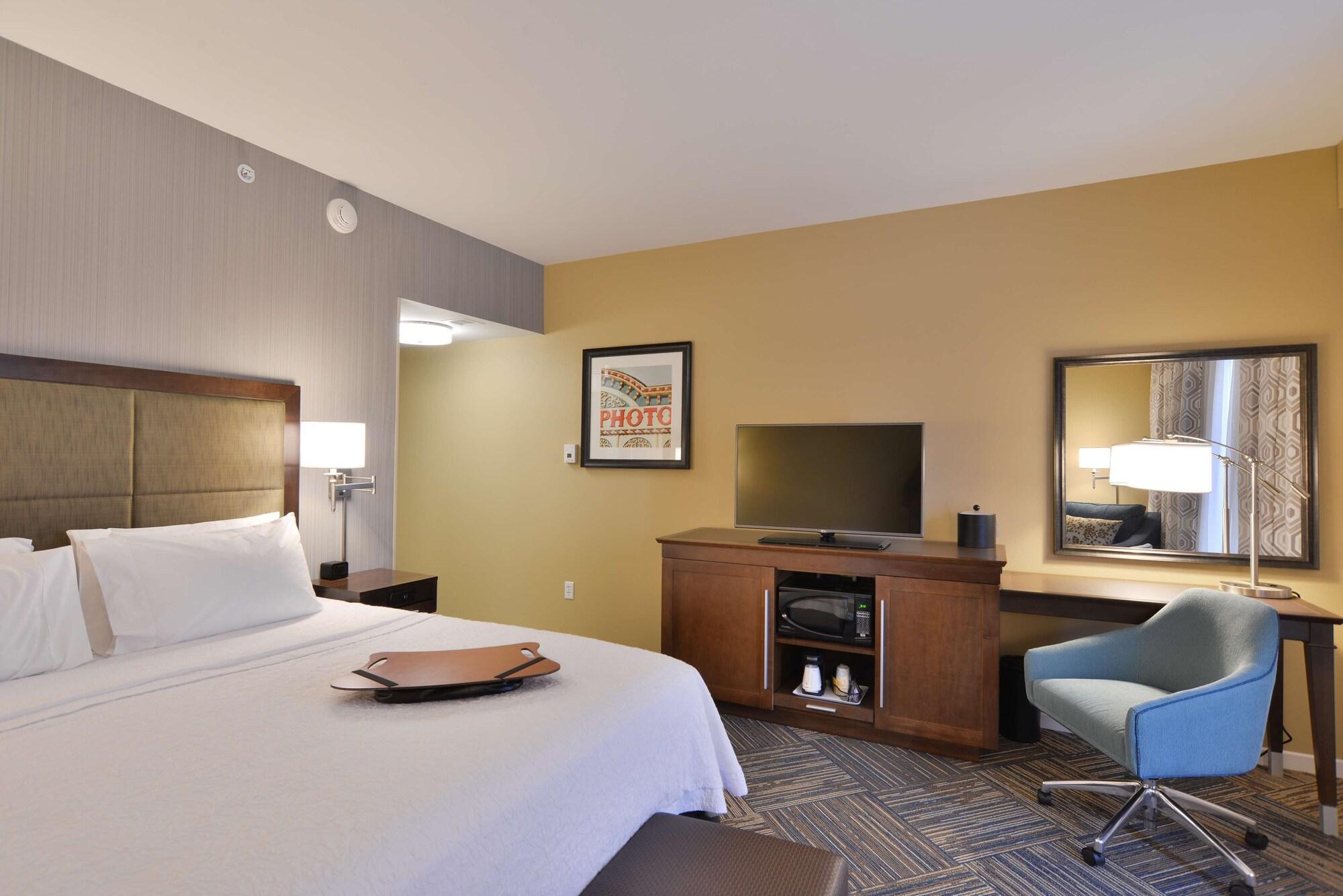 Hampton Inn & Suites Chippewa Falls Exterior photo